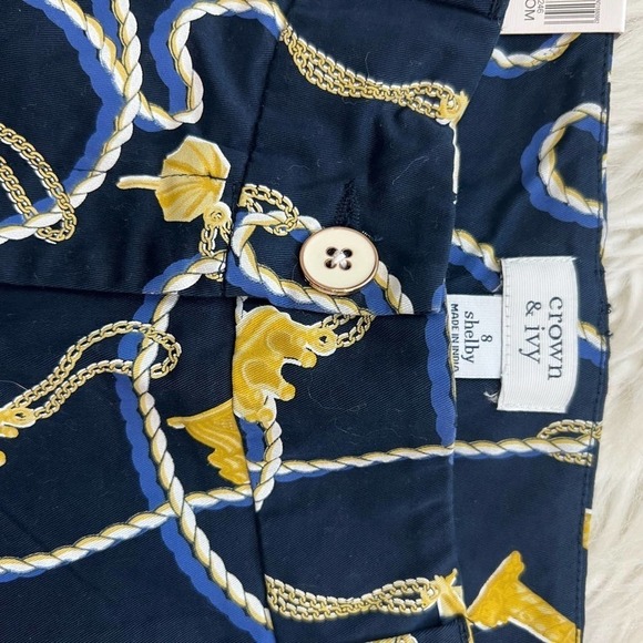 NWT CROWN AND IVY Shelby Navy and Gold Scalloped Sail Rope Print Shorts Size 8 - Picture 5 of 7